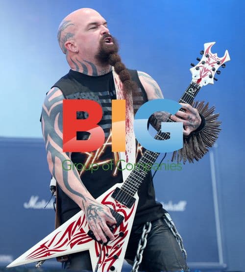Kerry King of Slayer on stage at Sonisphere 2011
