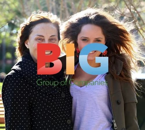 Rebecca Breeds seen with mother in Sydney