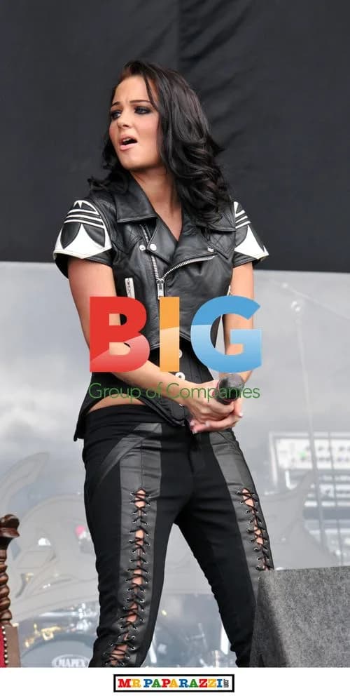 Tulisa Performs at T In The Park Festival 2011