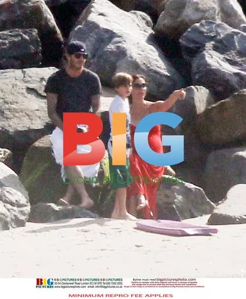 Beckhams Celebrate Anniversary