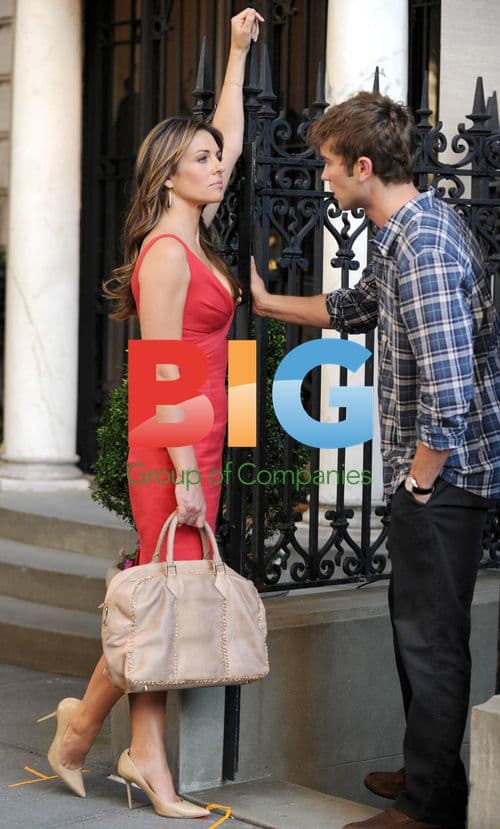 Elizabeth Hurley and Chace Crawford on Gossip Girl Set