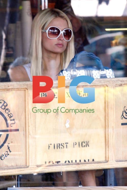 Paris Hilton Gets Coffee in Malibu