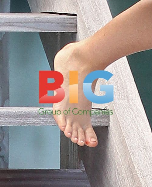 Danny Cipriani and Lara Bingle Romantic Holiday in Tahiti