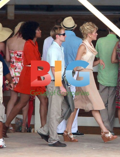 Charlie's Angels Cast on Set