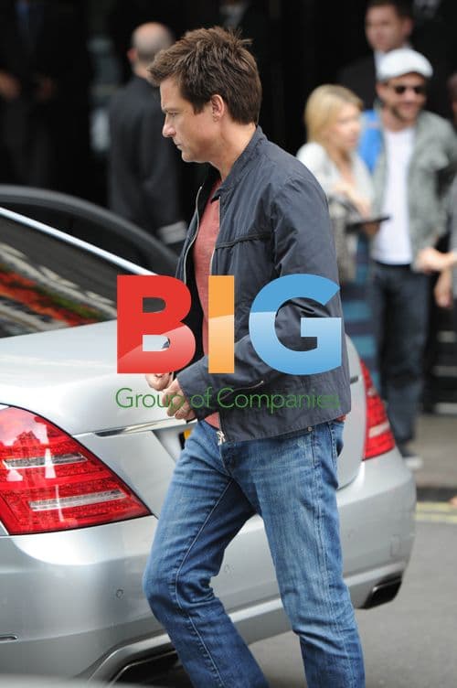 Jason Bateman Leaving Hotel for 'Horrible Bosses' UK Premiere