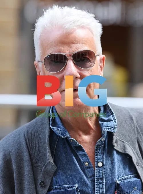 Nicky Haslam spotted in Sloane Square