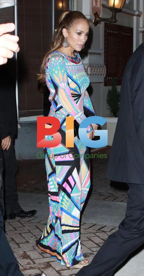 Jennifer Lopez Leaving Miami Eatery
