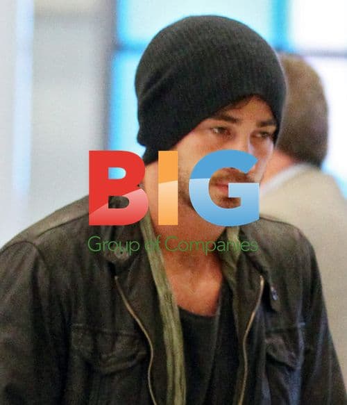 Danny Cipriani Arrives in Sydney from Bora Bora