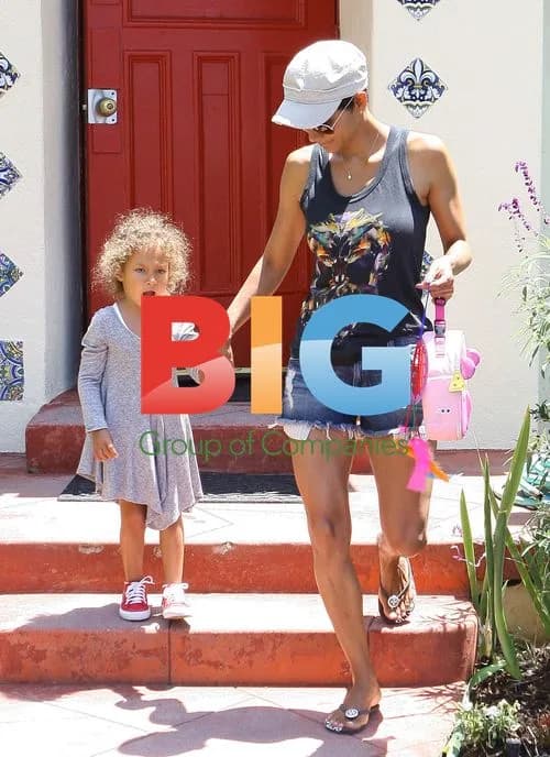 Halle Berry Picks Up Daughter Nahla From School