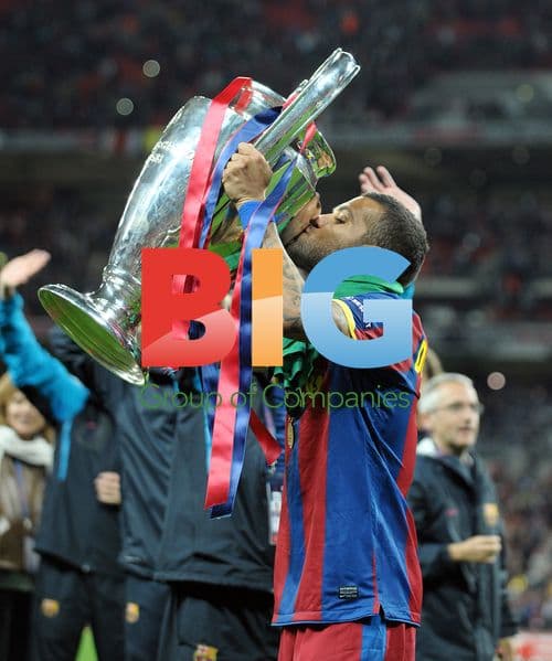 Daniel Alves Celebrates European Cup 2010/11