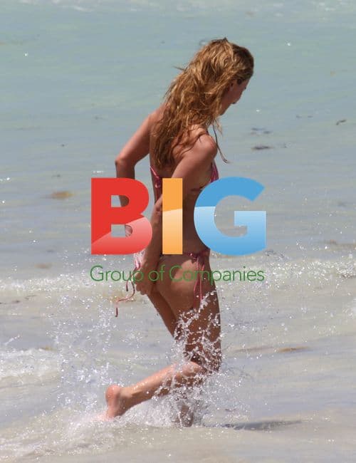 David Trezeguet and Wife Enjoy Miami Beach