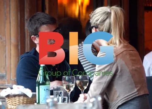 Josh Harnett & Sophia Lie Lunch in New York