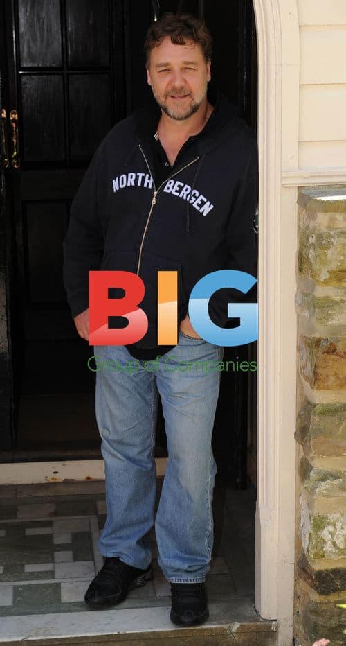 Russell Crowe Talks to Drama Students