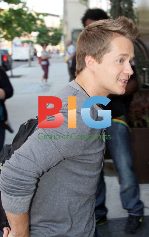 Jason Earles in NYC