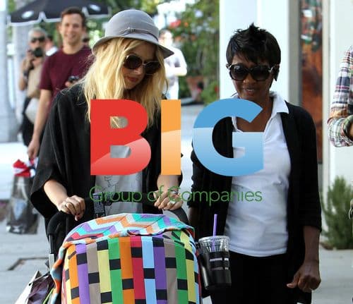 Rachel Zoe shopping in Beverly Hills