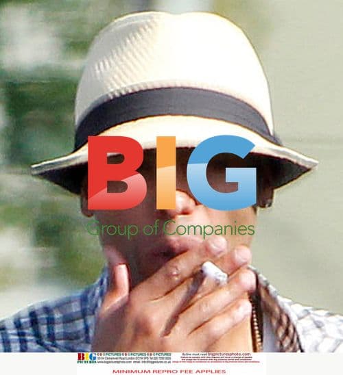 Ashley Cole and friends shop in LA