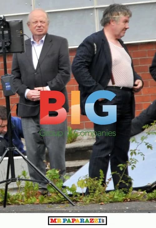 Gregor Fisher and John Sergeant filming 'Rab C Nesbitt'