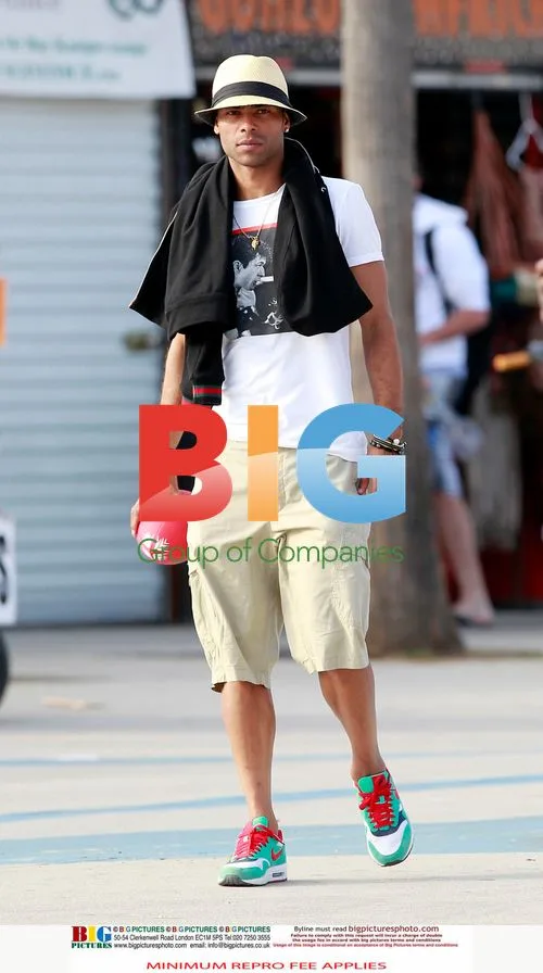 Ashley Cole Enjoys Summer Vacation
