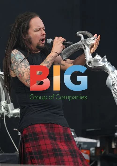 Korn perform at Download Festival 2011