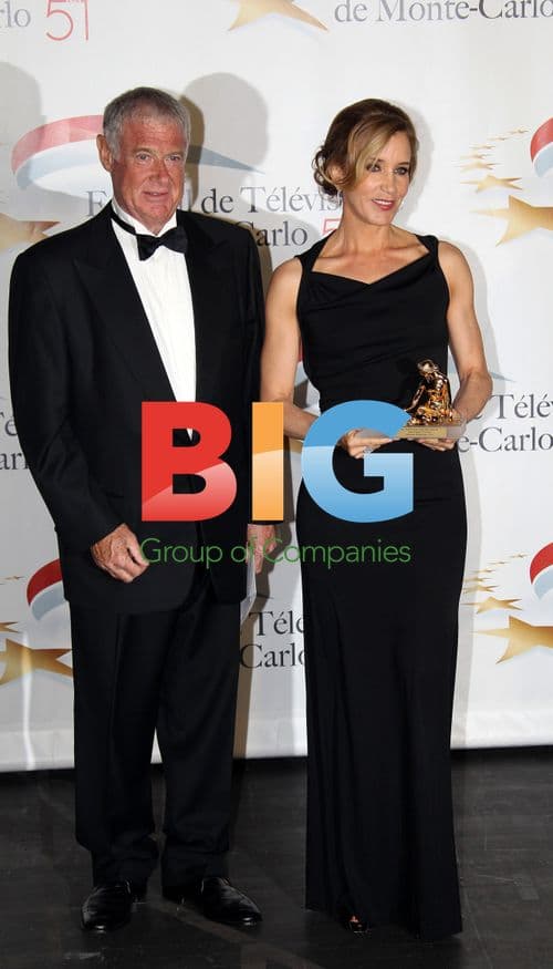 Felicity Huffman Poses with Award