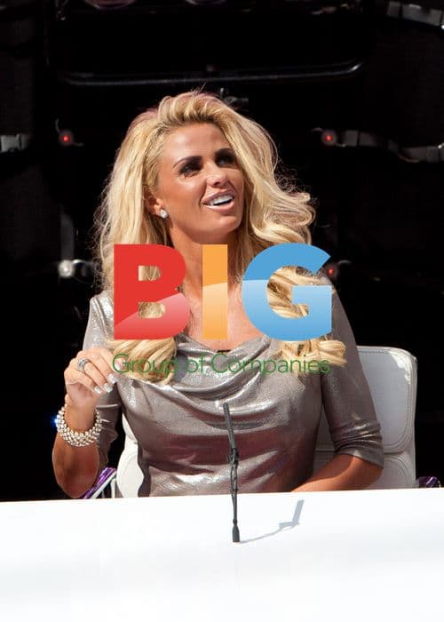 Katie Price Films New Game Show "Discovered"