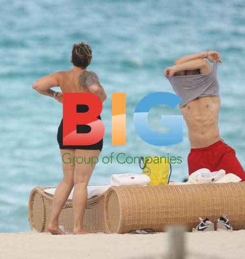 Mia Michaels Spotted in Miami Beach