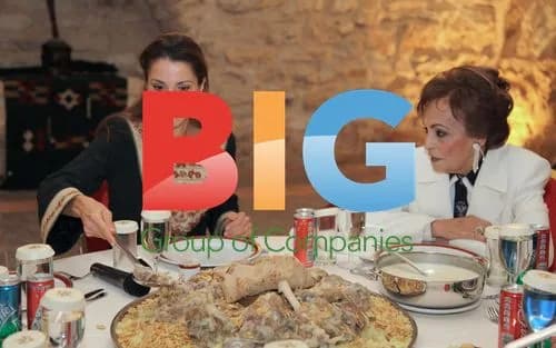 Queen Rania Opens Charitable Bazaar