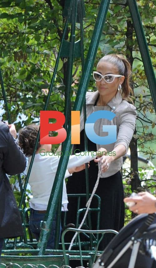 Jennifer Lopez with Twins at Paris Park
