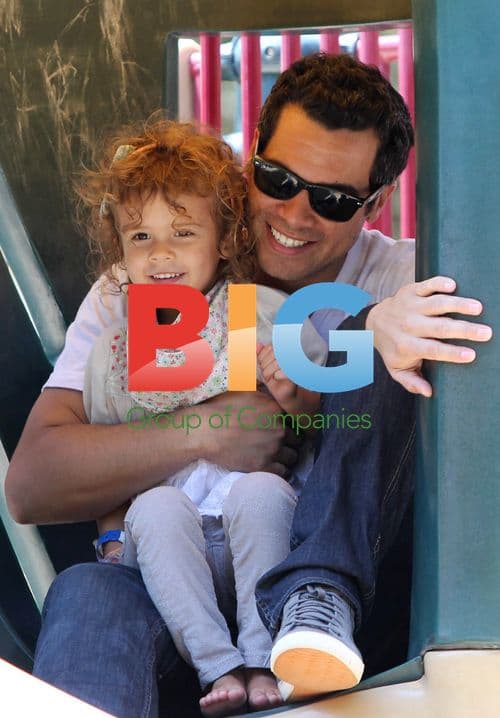 Jessica Alba, Cash Warren, and daughter Honor Marie at park