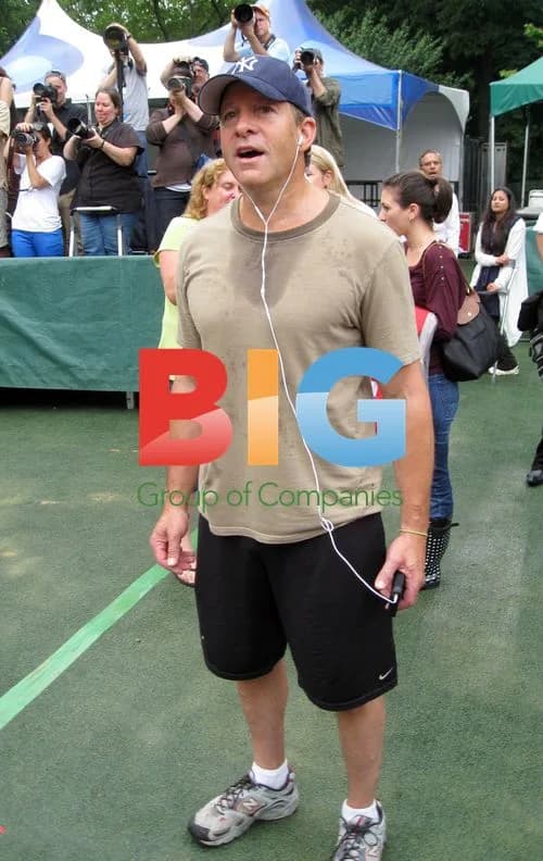 Steve Guttenberg at GMA Summer Concert