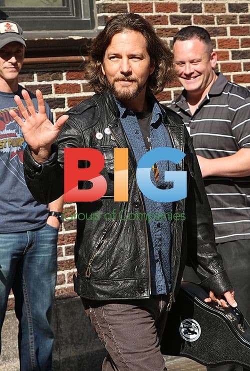 Eddie Vedder Visits 'Late Show' in NY