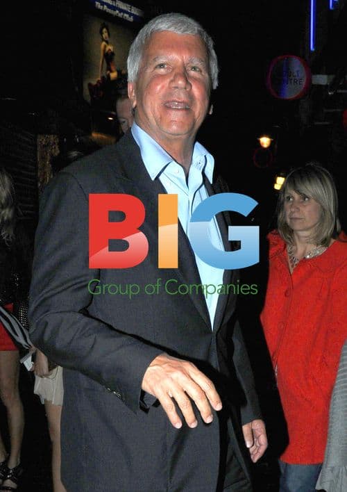 Larry Gagosian out in London