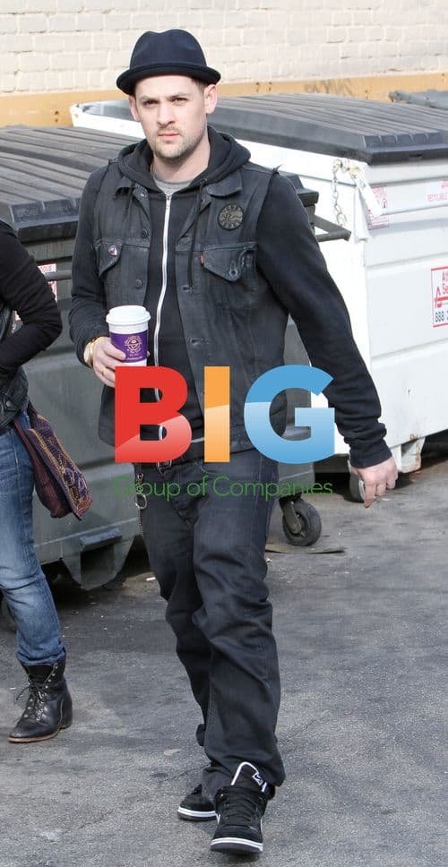 Joel Madden grabs coffee in Beverly Hills