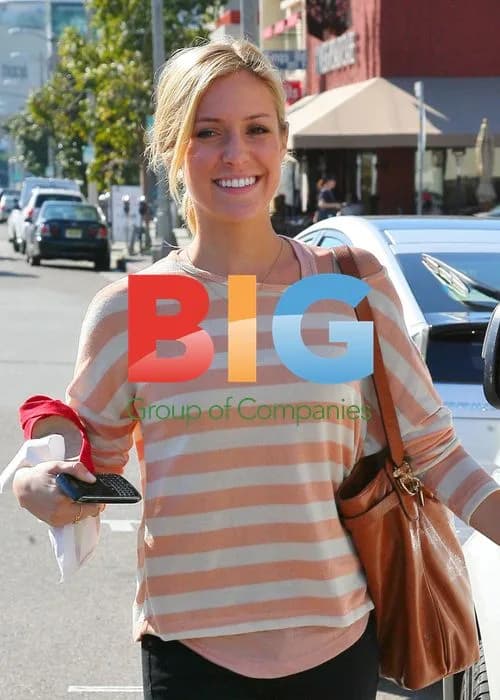 Kristin Cavallari leaving shoe store