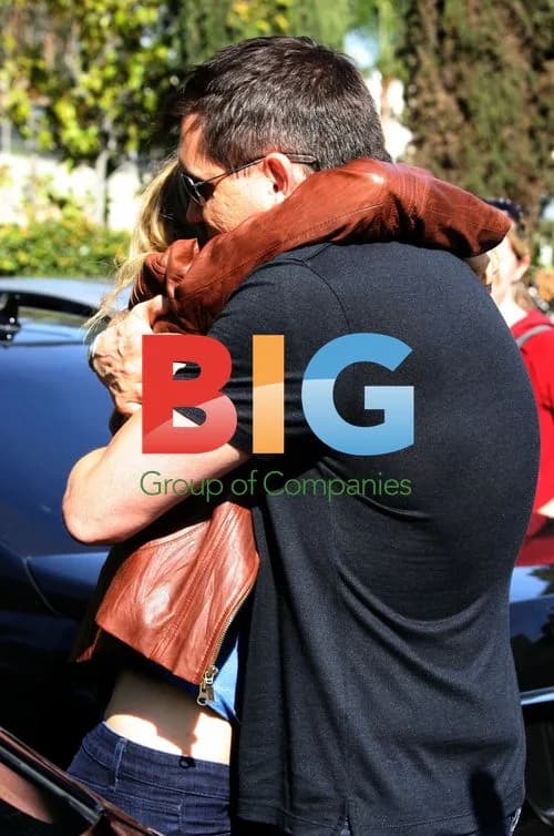 Brooke Mueller & Mystery Man in West Hollywood