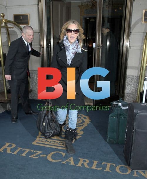 Heather Locklear Leaving NYC Hotel