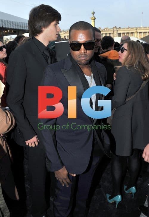 Alexandra Golovanoff at Rykiel fashion show