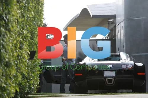 Simon Cowell Drives Bugatti Veyron