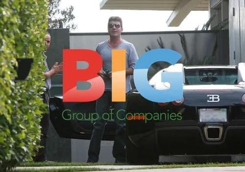 Simon Cowell Drives Bugatti Veyron in LA