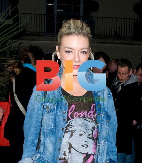 Sheridan Smith exits theater after 'Flare Path'