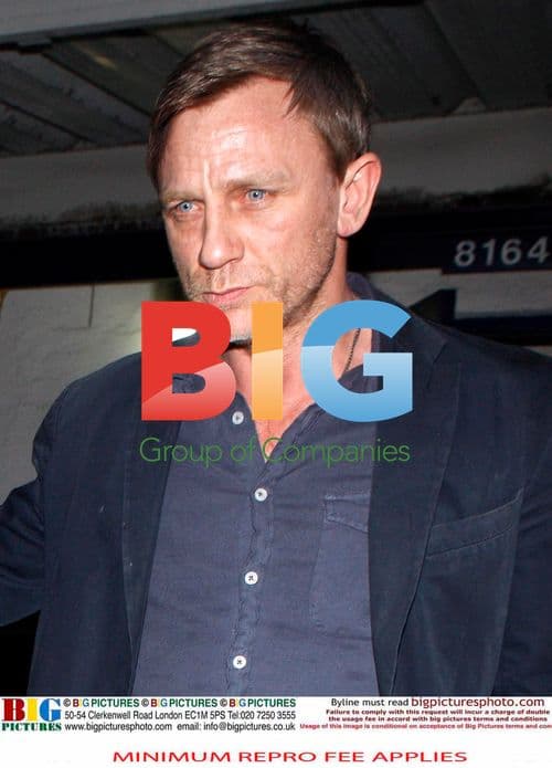 Daniel Craig and Rachel Weisz Leaving Dinner