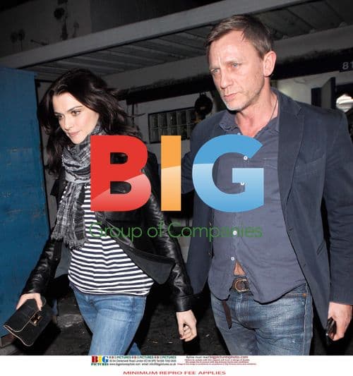 Daniel Craig and Rachel Weisz leaving restaurant