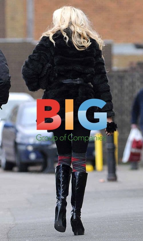 Mark Wright and Lydia Rose Bright filming 'TOWIE'