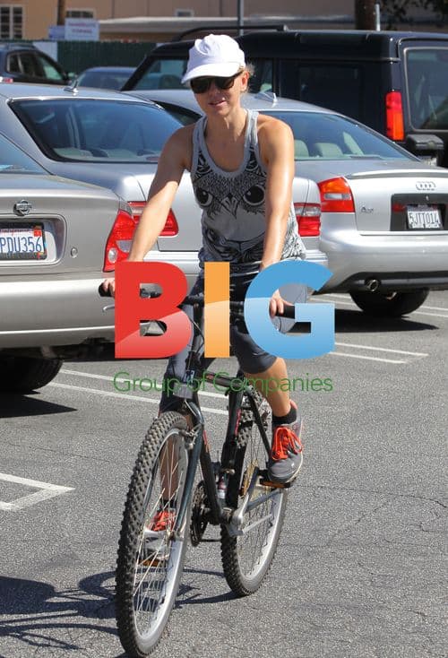 Naomi Watts and Liev Schreiber Bike Ride