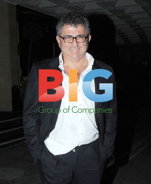 Vincent Tchenguiz Leaves the Dorchester Hotel