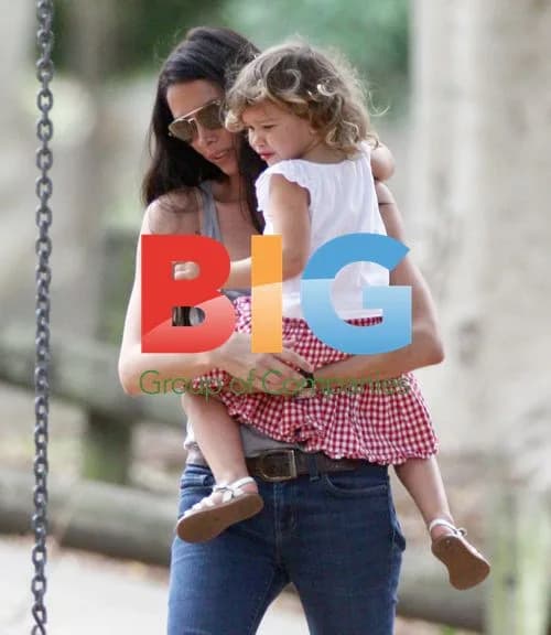 Erica Packer and Children at Park