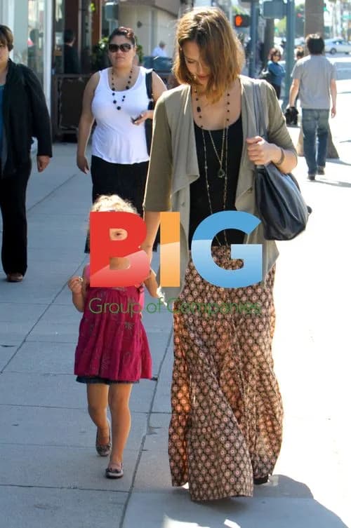 Jessica Alba Out with Daughter in Beverly Hills