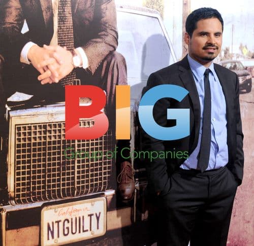 Michael Pena at "The Lincoln Lawyer" Premiere