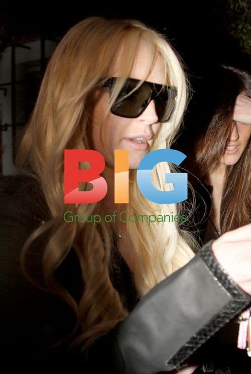 Lindsay Lohan Leaves Beverly Hills Salon