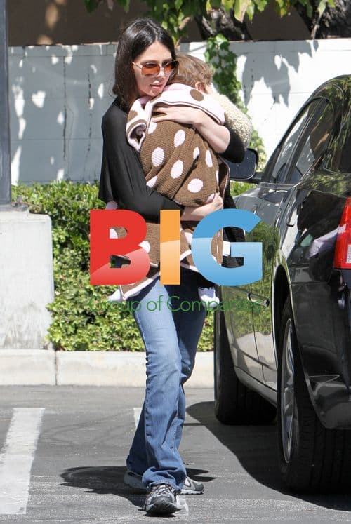 Oksana and Daughter Lucia Visit Kid Center